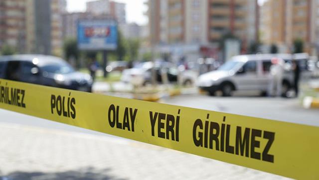 17 yaşındaki genç annesinin eşarbıyla intihar etti