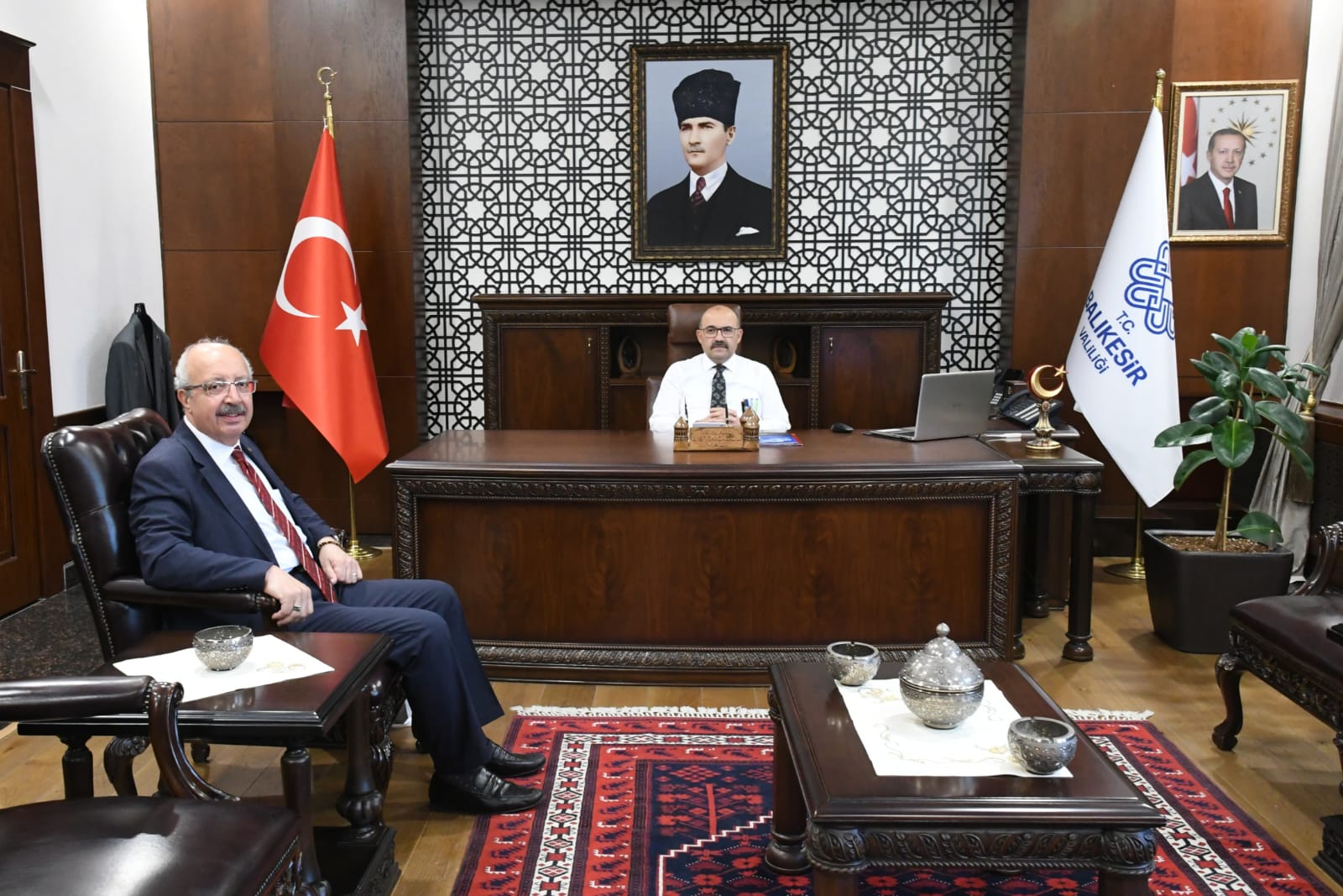 Balıkesir Valisi İsmail Ustaoğlu’na anlamlı ziyaret: Balıkesir ve Kepsut için vizyon projeler masaya yatırıldı