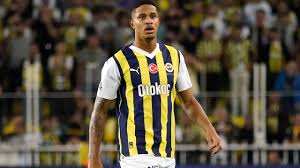 Fenerbahçe, Oosterwolde ile nikah tazeliyor!