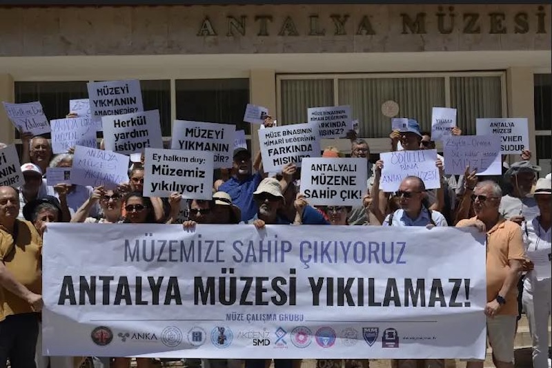 Antalya Arkeoloji Müzesi İçin Tepki Büyüyor: “Yıkım Kararı Şeffaflıktan Uzak, Geri Çekilmelidir”