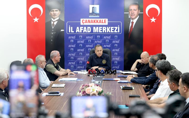 İçişleri Bakanımız Sayın Ali Yerlikaya Çanakkale’de Yaşanan Orman Yangınlarına İlişkin Açıklamalarda Bulundu
