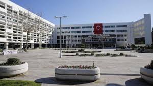Antalya Büyükşehir’de Rüşvet İddiası: 4. Dalga Operasyonunda 15 Şüpheli Adliyeye Sevk Edildi 