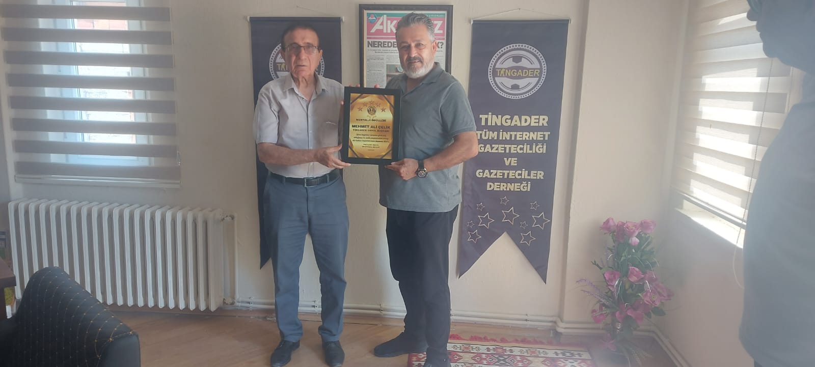 TİNGADER Genel Başkanı Mehmet Ali Çelik’e Ödül