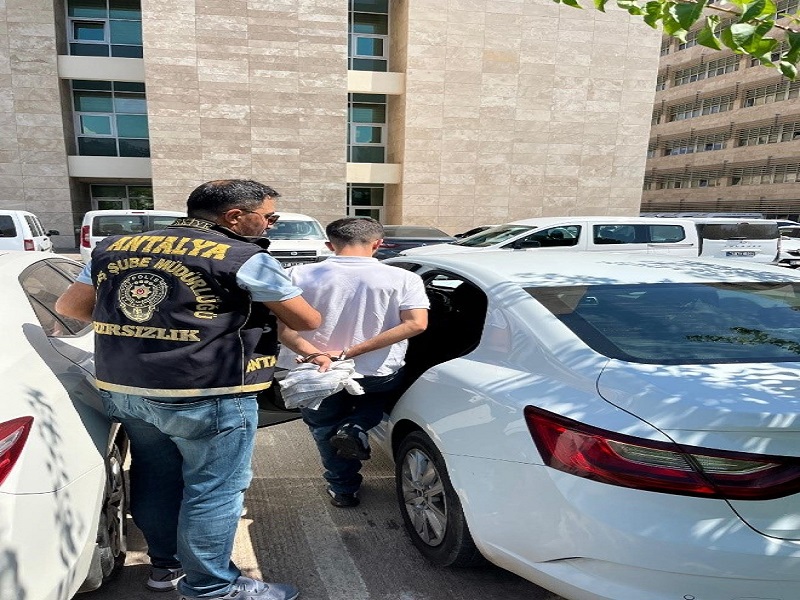 Antalya'da Asayiş Olaylarında 166 Şahıs Yakalandı