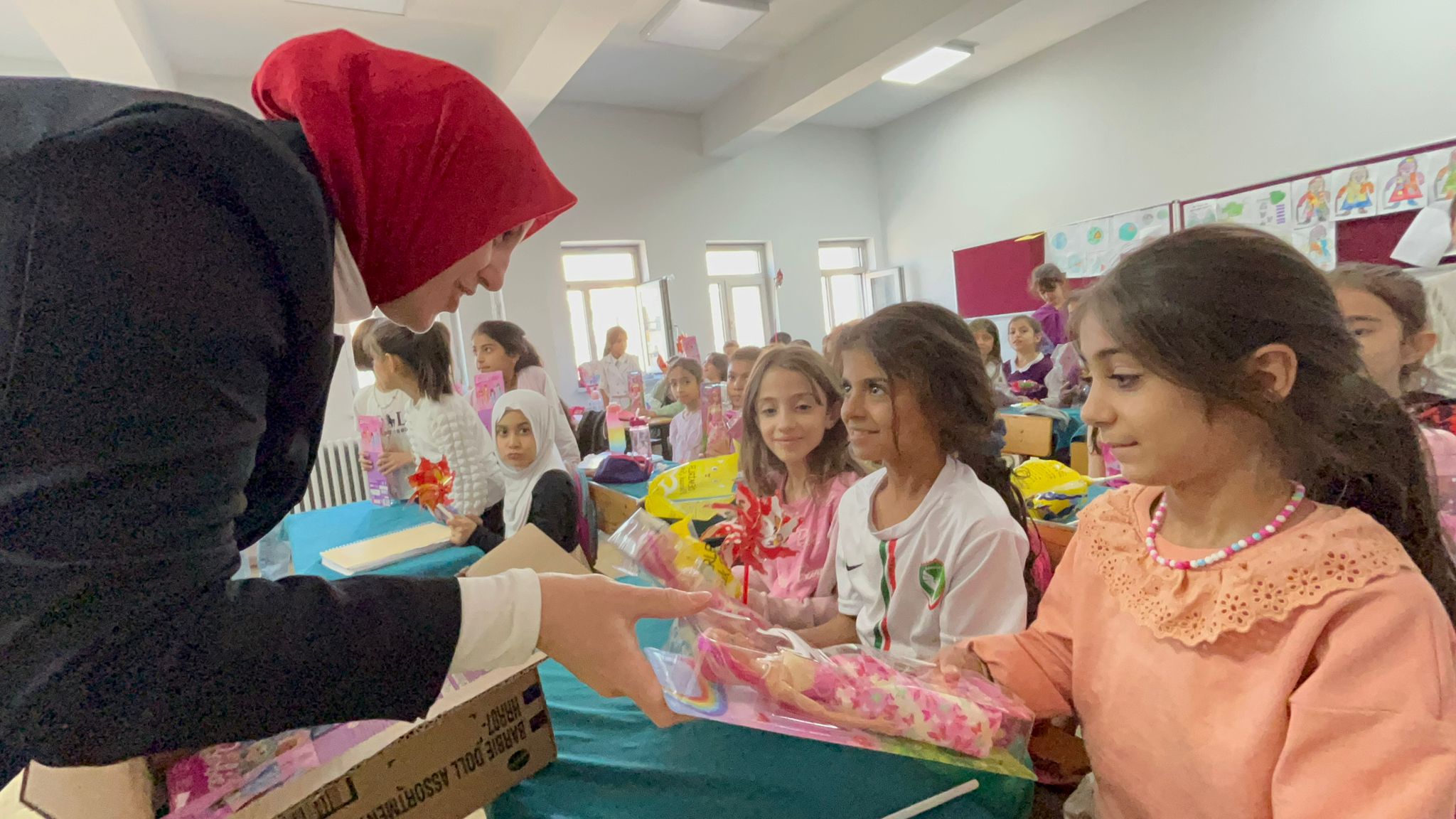 Bağlar’da Kız Çocukları Günü’nde Umut ve Neşe Bir Aradaydı