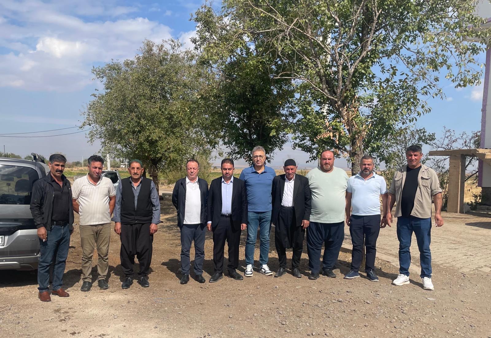 AK PARTİ KIRSALDA 'TERÖRSÜZ TÜRKİYE'Yİ ANLATIYOR 