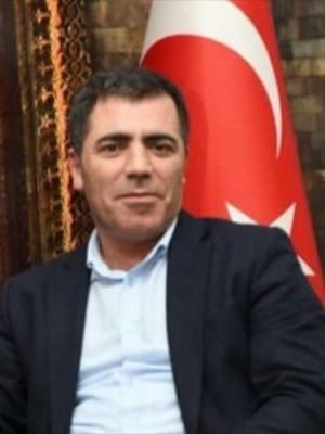 “Siyasetle değil, sorumlulukla hizmet eden bir isim…”