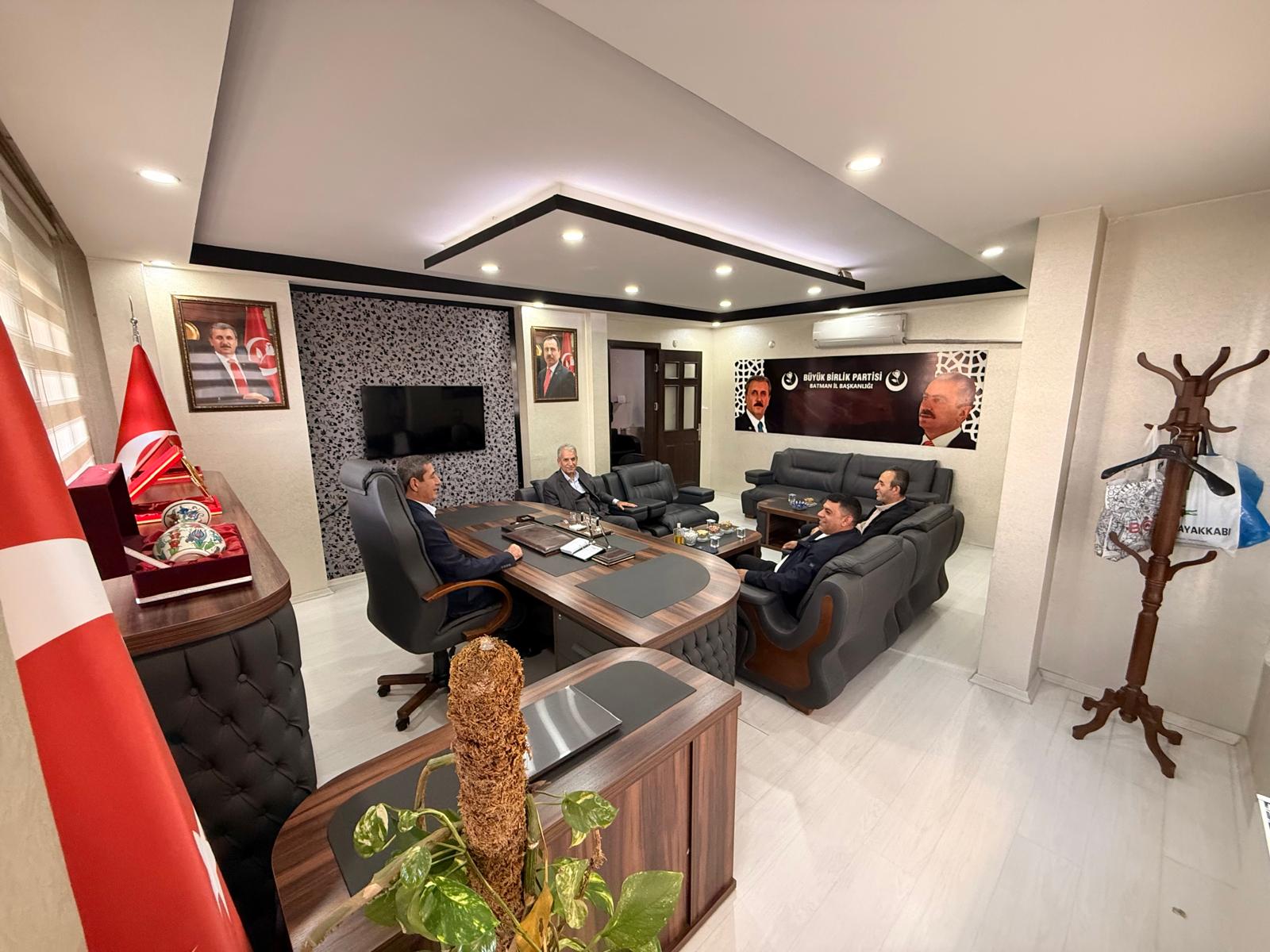 BBP Diyarbakır İl Başkanlığı’ndan MKYK Üyesi ve Güneydoğu Bölge Temsilcisi Recep Er’e Ziyaret