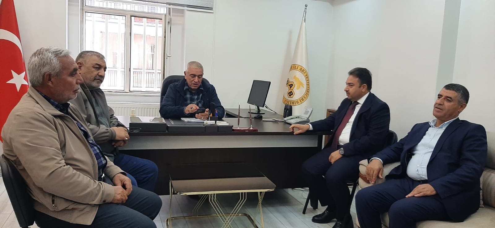 DİYARBAKIRLI ARICILAR DESTEK BEKLİYOR