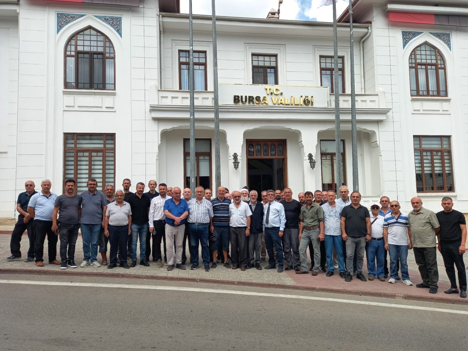 ÇATSANDER’den Bursa Siyasetine Sert Uyarı: “3200 Esnafın Hesabı Sorulacak!”