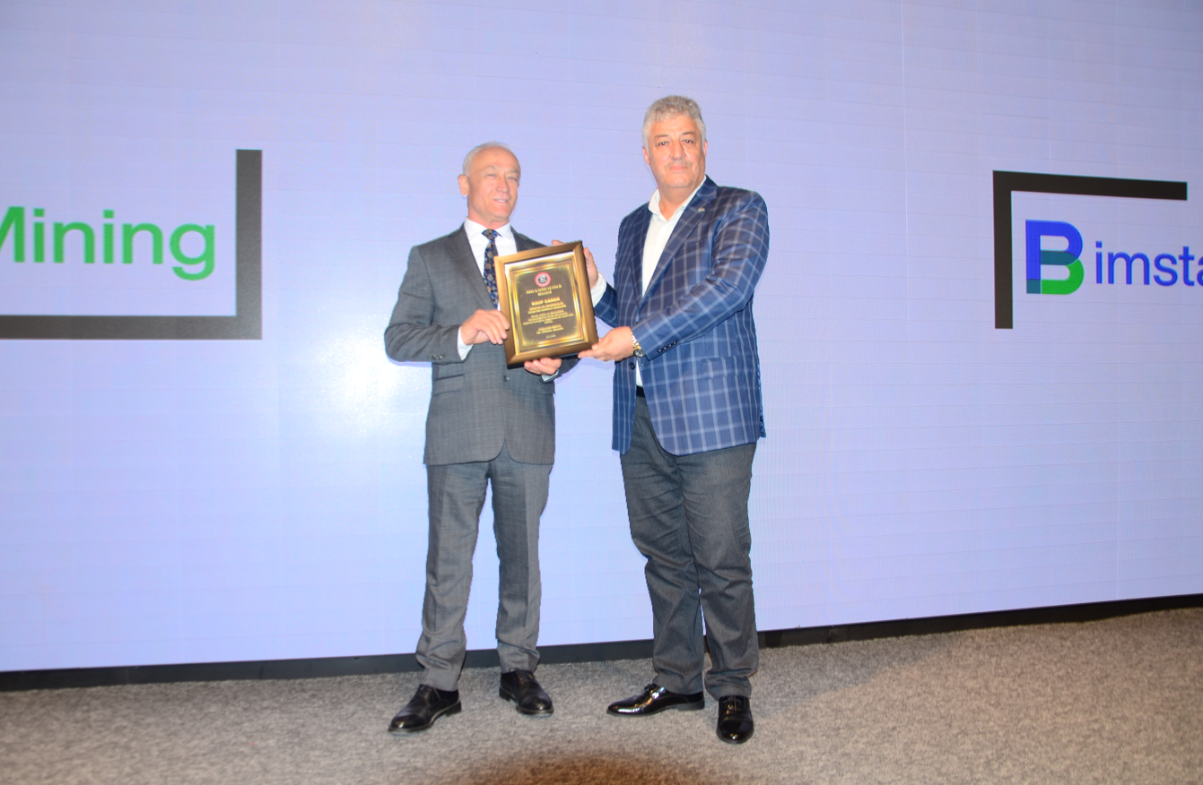Bimstalya Madencilik Yönetim Kurulu Başkanı Rauf Canak, Özel Kalite ve Onur Belgesi Aldı