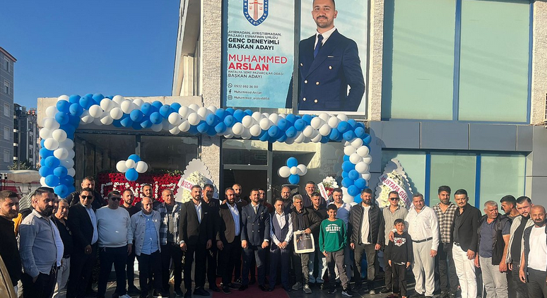 PAZARCILAR ODASI BAŞKAN ADAYI MUHAMMED ARSLAN SEÇİM OFİSİNİ AÇTI