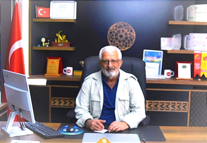 GAZETECİ – YAZAR HASAN MESUT EKMEN’DEN 24 KASIM’A ÖZEL DUYGU YÜKLÜ ÖĞRETMENLER GÜNÜ MESAJI