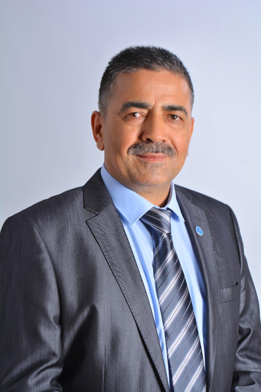 31 YILDIR AYNI DÜKKÂNDA DİMDİK DURAN ADAM: ADNAN ASAR FIRTINASI!