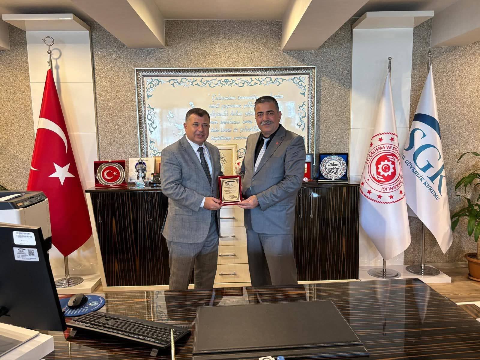 “ESNAFIN SESİNE KULAK VEREN ZİYARET: ADNAN ASAR’DAN SGK İL MÜDÜRÜNE ÖNEMLİ ÇIKARMA”