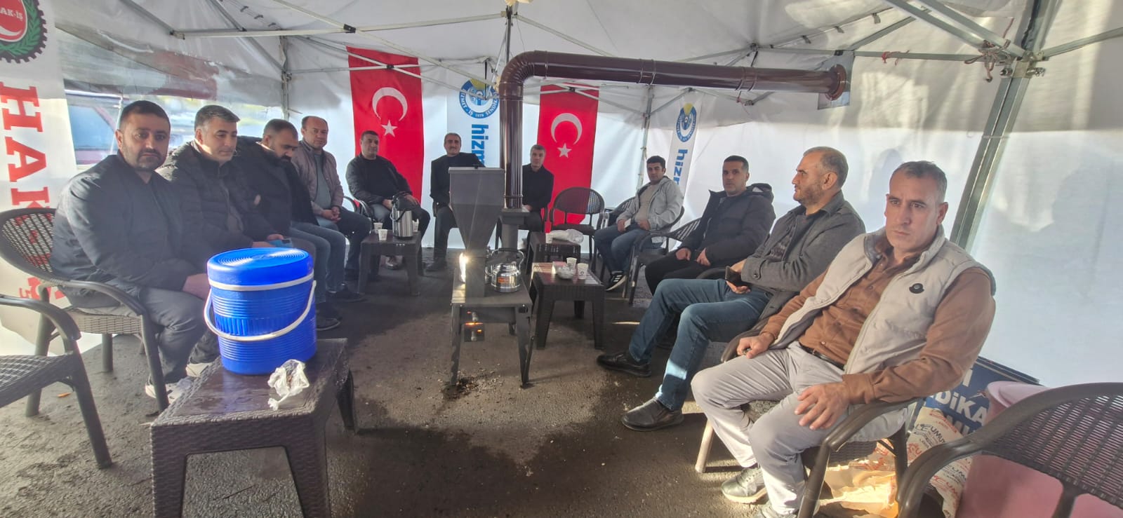 PALETLİ SOBANIN ÖNÜNDA ADALET ARAYIŞI 