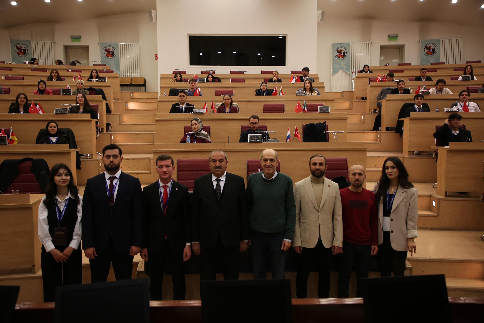 Atatürk Üniversitesi Liderlik Akademisi Öğrenci Topluluğu