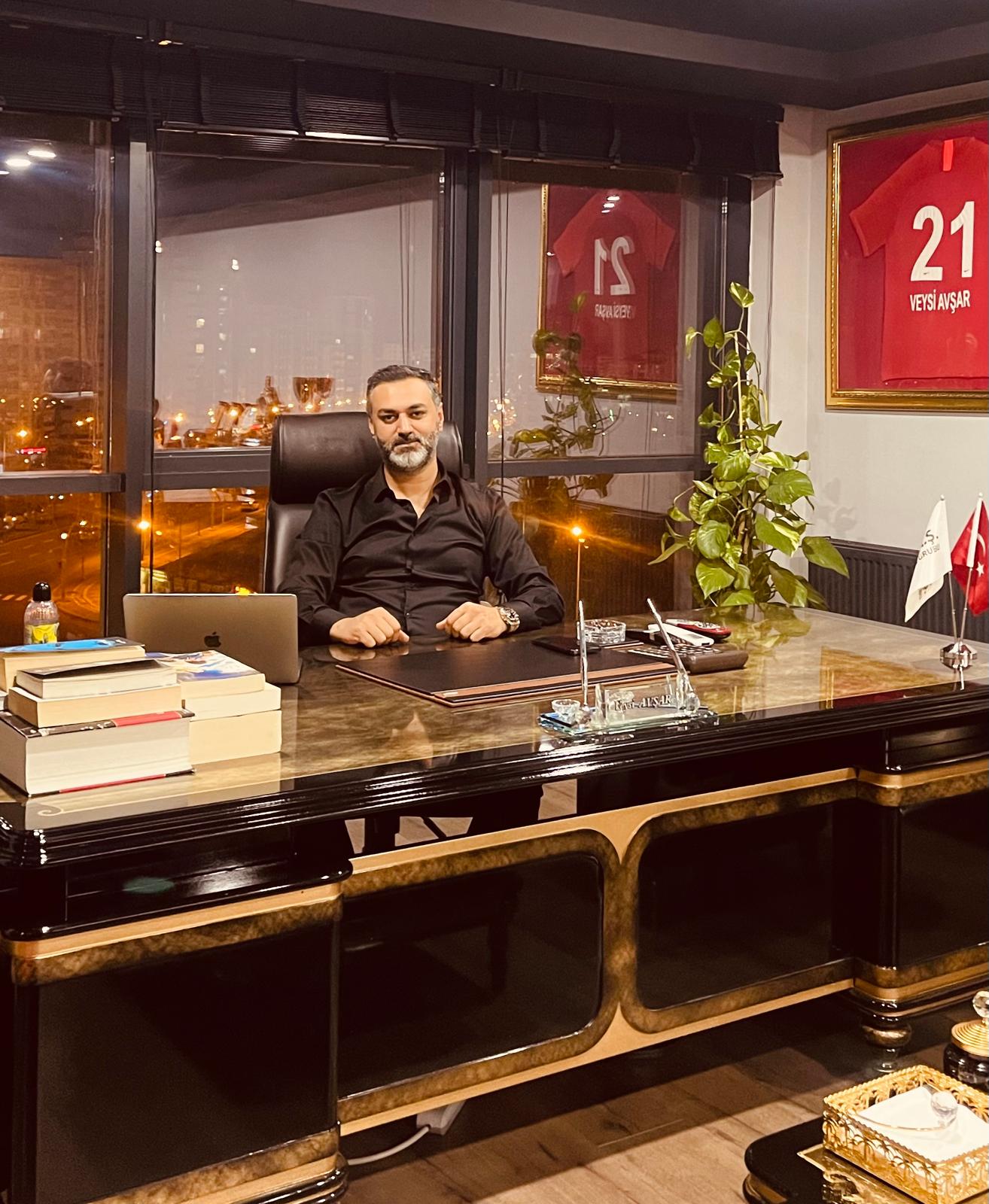 ESKİ ASBAŞKAN VEYSİ AVŞAR'DAN DİYARBEKİRSPOR AÇIKLAMASI 