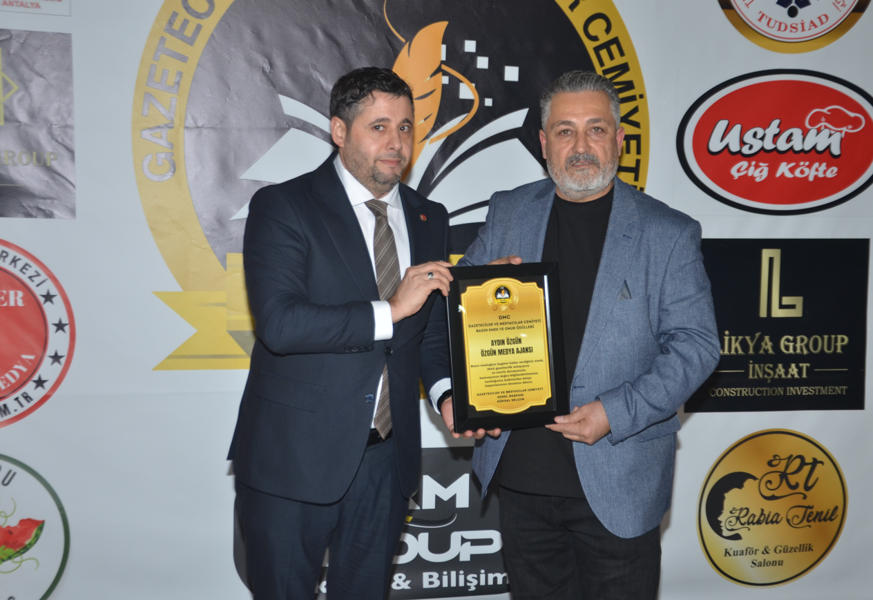 AYDIN ÖZGÜN’E BASIN EMEK VE ONUR ÖDÜLÜ