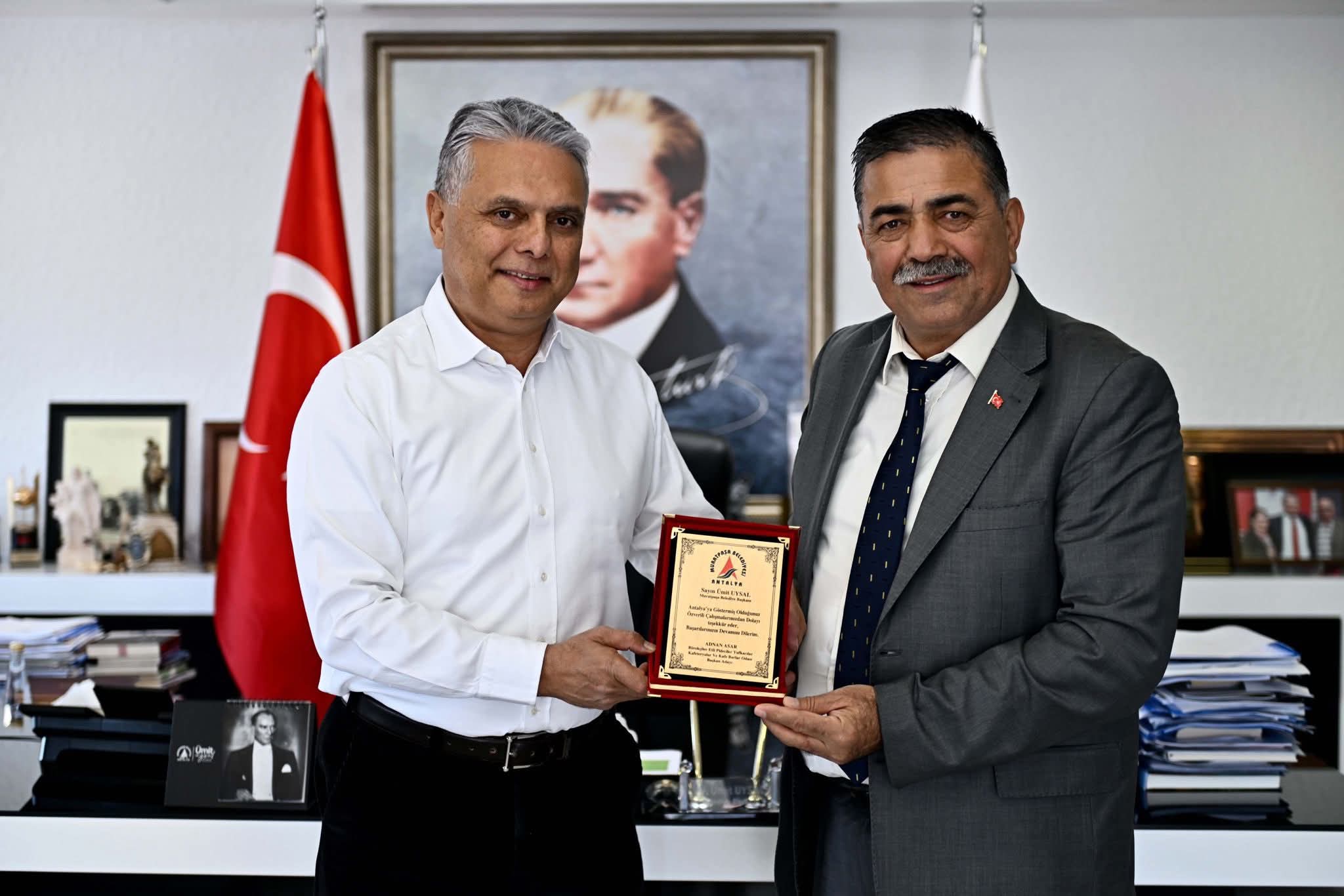 ADNAN ASAR’DAN MURATPAŞA BELEDİYE BAŞKANI ÜMİT UYSAL’A ANLAMLI ZİYARET