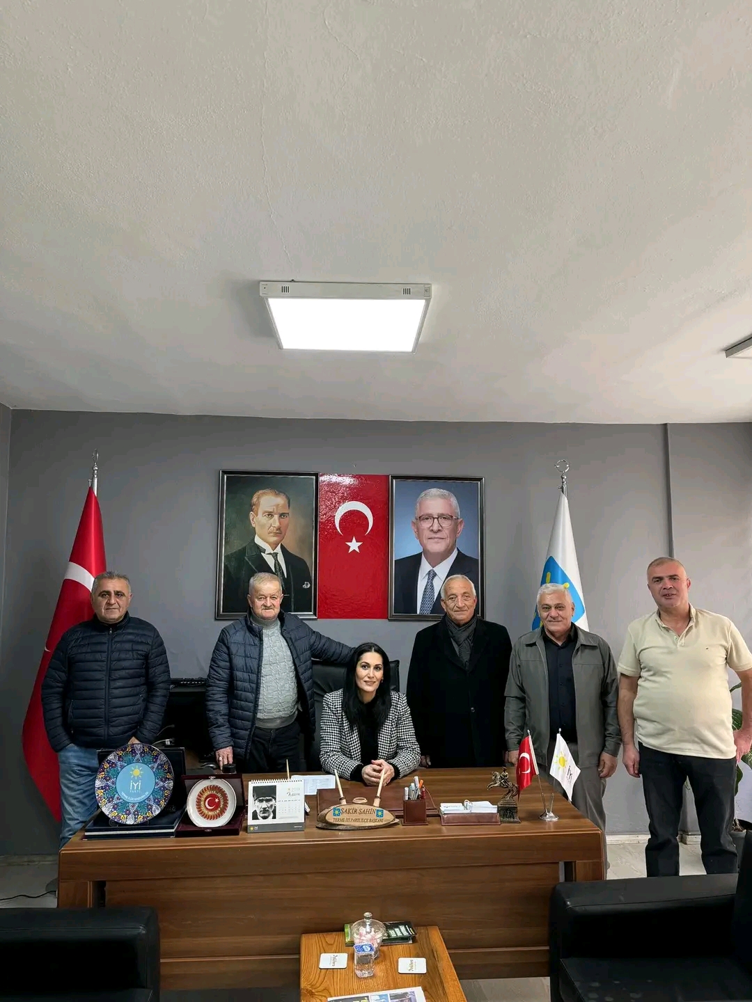 Sevim Karamollaoğlu Ziyaretçilerini Ağırlamaya Devam Ediyor