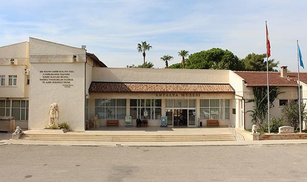 Antalya Müzesi Tartışması Büyüyor: Yıkım Projesi İçin 1 Milyar TL Kamu Zararı Uyarısı