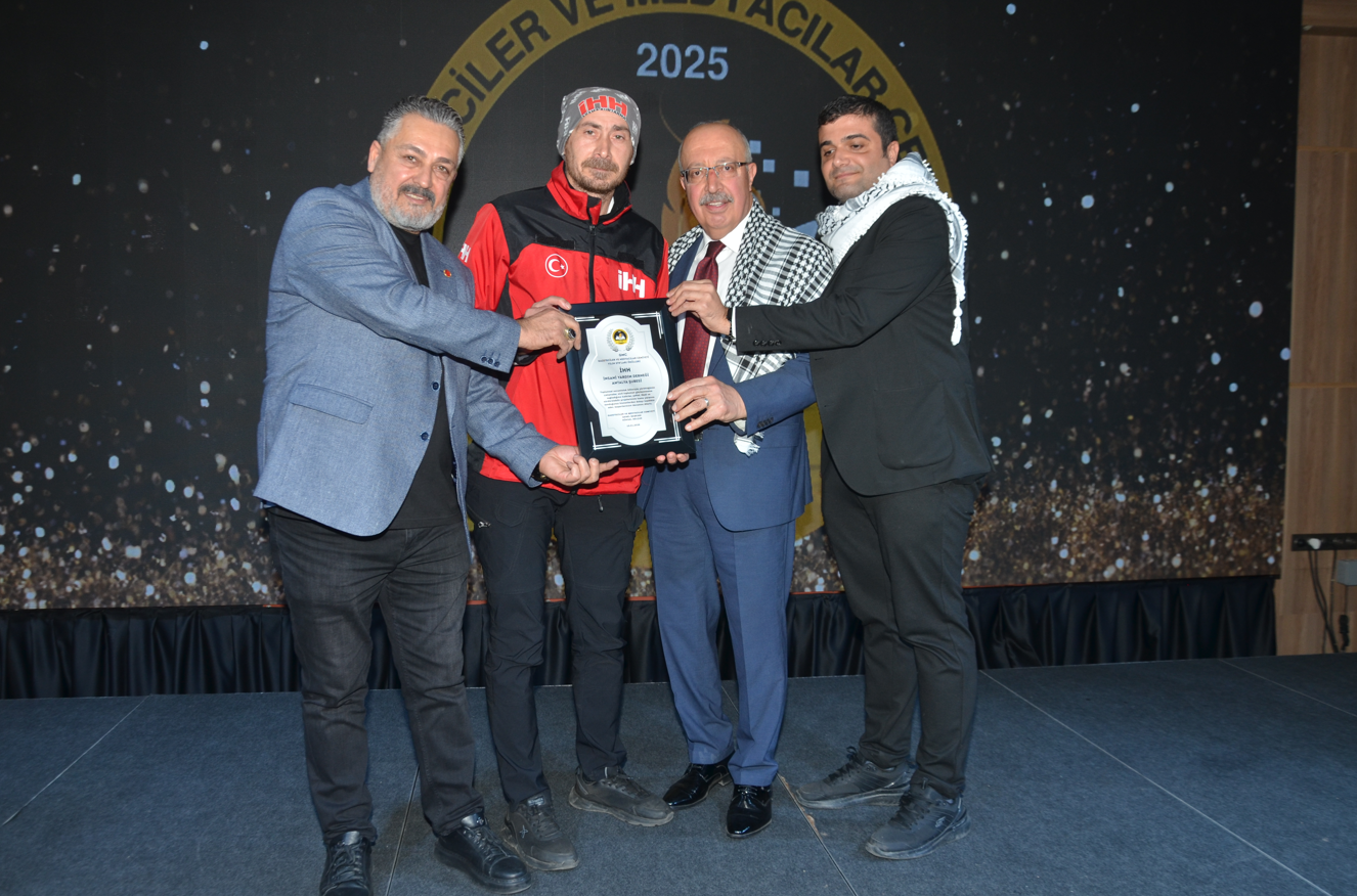 İHH Antalya Şubesi İnsanî Yardım Çalışmalarıyla Ödüllendirildi