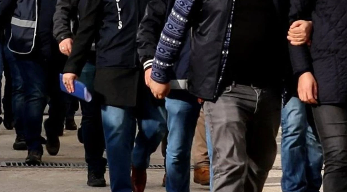 Antalya merkezli yasa dışı bahis operasyonunda 25 şüpheli yakalandı