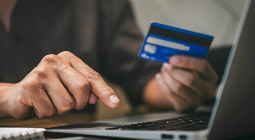 Kredi kartı düzenlemesinde eğitim ve sağlık harcamalarına muafiyet