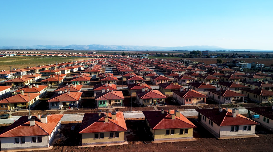 Deprem bölgesinde 65 binin üzerinde köy evi tamamlandı