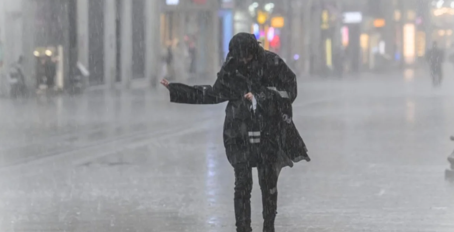 Meteoroloji’den 39 il için kuvvetli yağış ve fırtına uyarısı