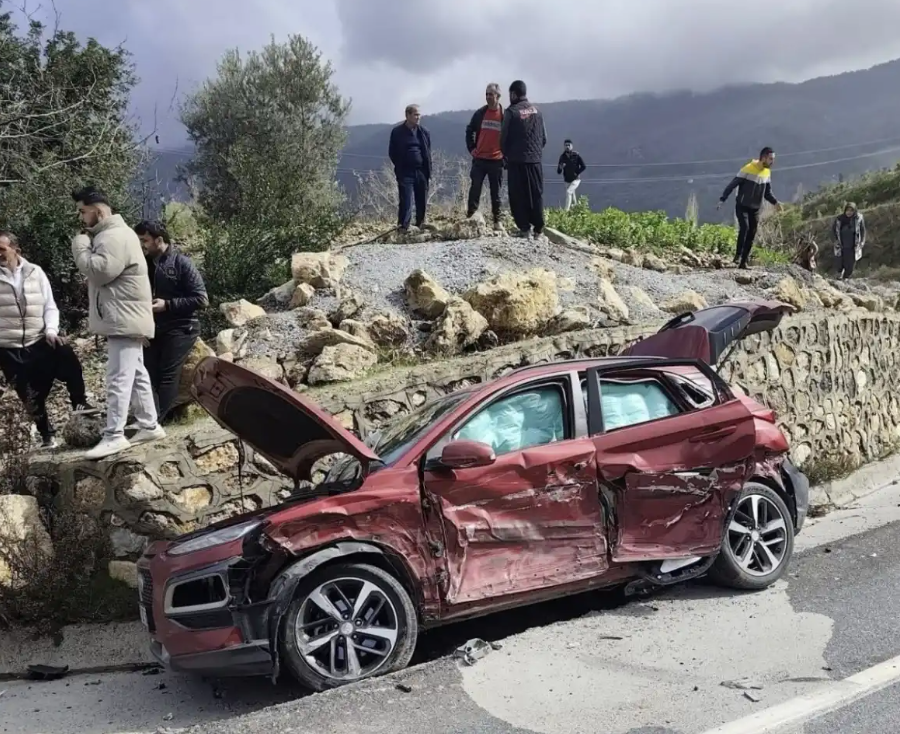 Alanya’da feci kaza: 1 ölü 3 yaralı tır sürücüsü tutuklandı