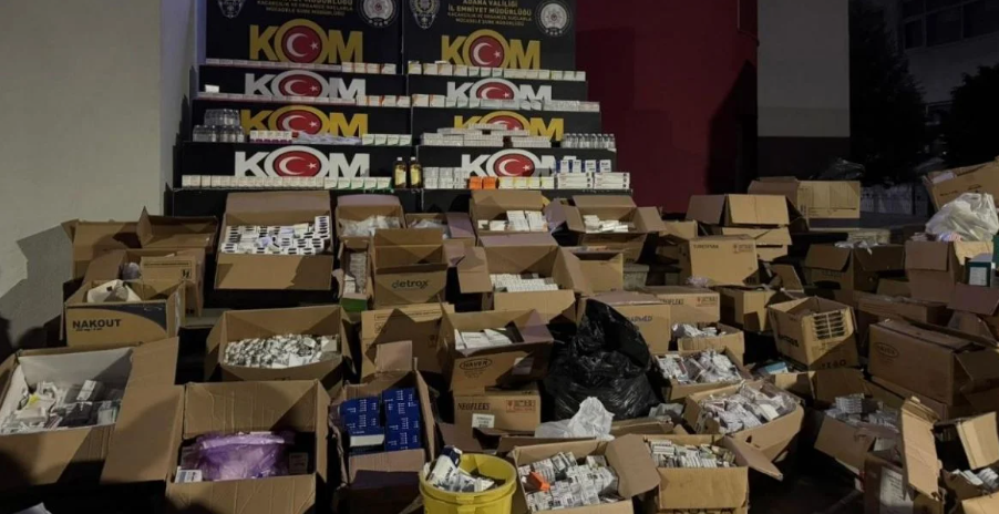 Adana’da kaçak depo baskını: 1 milyondan fazla ilaç ele geçirildi