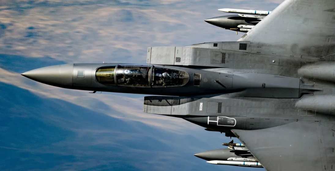 Kuveyt’te ABD uçakları düştü: Mürettebat sağ kurtuldu