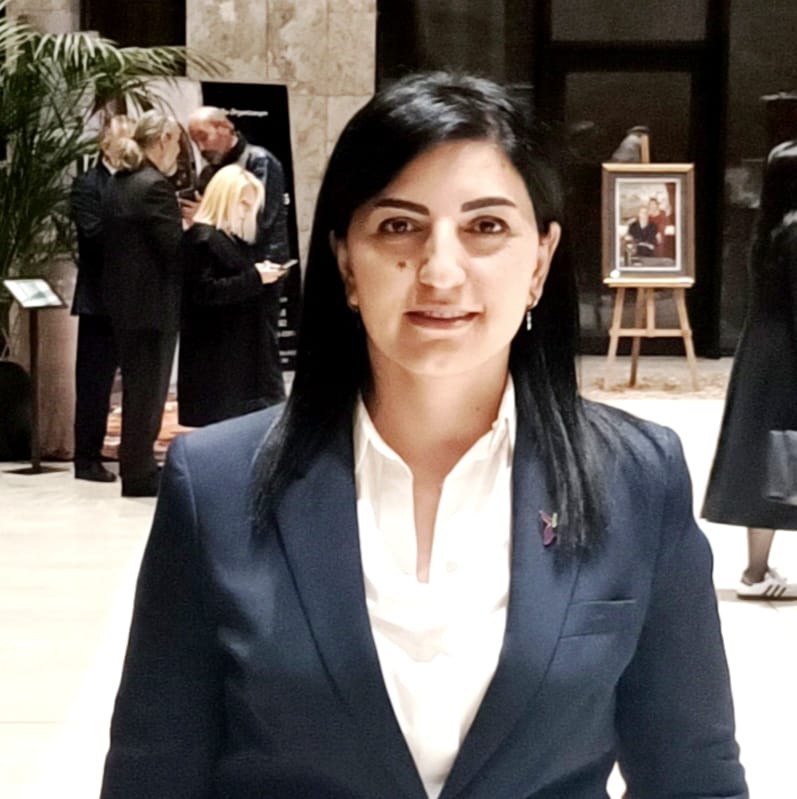 Alfabe, Kimlik ve Tarihin Sessiz Tanıkları: “1926” Belgeseli Ne Anlatıyor?