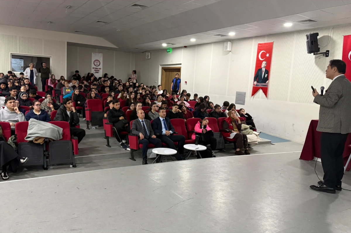 Deprem Bilinci İçin Önemli Seminer Keçiören'de Gerçekleştirildi