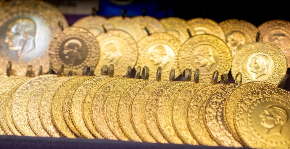 Altın haftaya düşüşle başladı: Gram 7 bin 271 lira