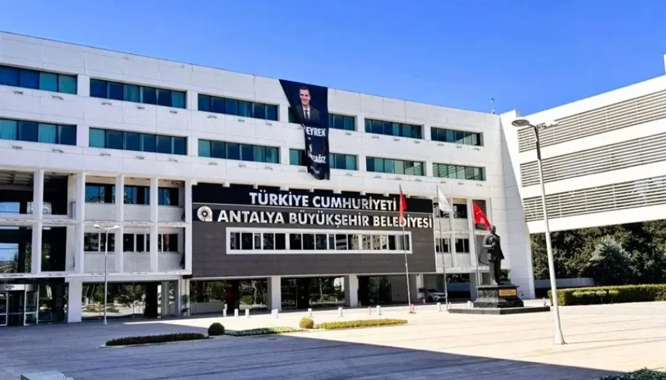 Antalya büyükşehir belediyesi’nde idari deprem!