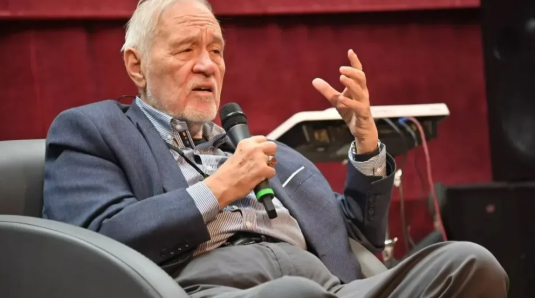 Prof. Dr. İlber Ortaylı entübe edildi