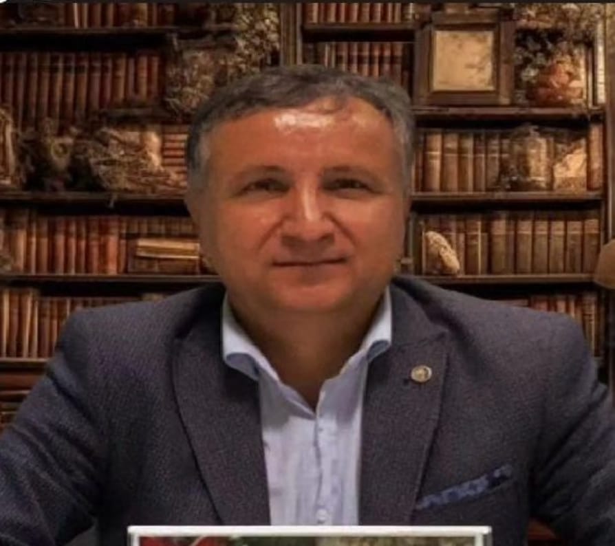 Yazar Ramazan Kavutçu'dan Ramazan Bayramı Mesajı