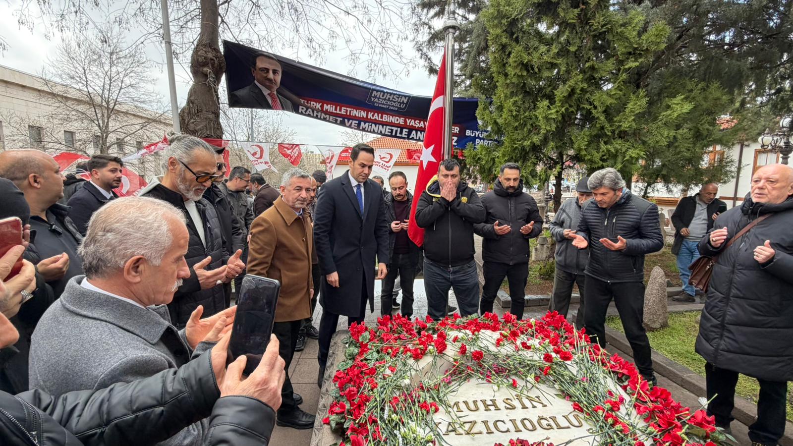 DYP Lideri Cenk Küpeli’den Net Mesaj: “Şehit Muhsin Yazıcıoğlu’nun Davası Unutulmayacak”