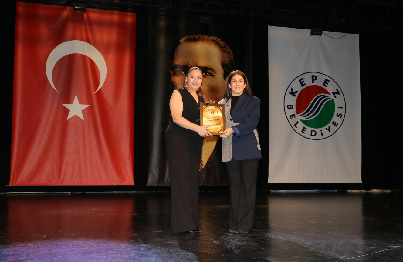 Nesli Sabur’a Antalya’ya Değer Katan İş İnsanları Ödülü