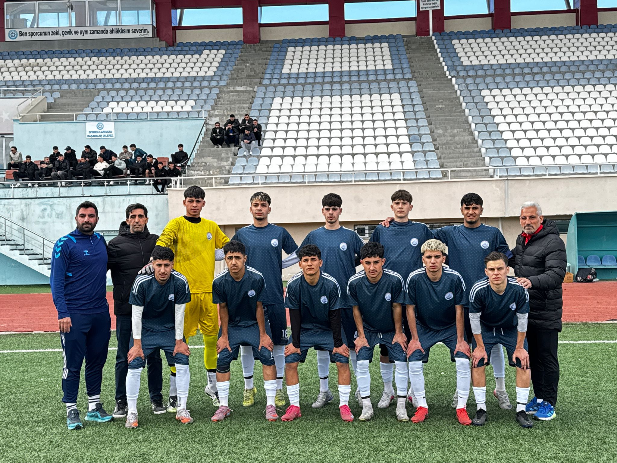 IĞDIR SPOR LİSESİ FUTBOLDA BÖLGENİN EN BÜYÜĞÜ