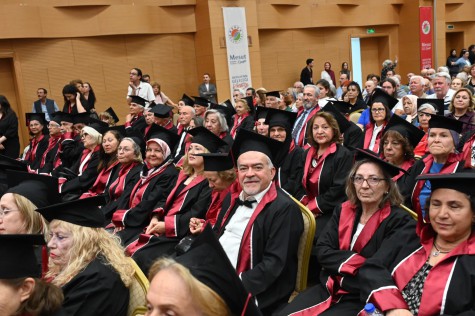 Kepez’de tazelenen hayatların mezuniyet gururu