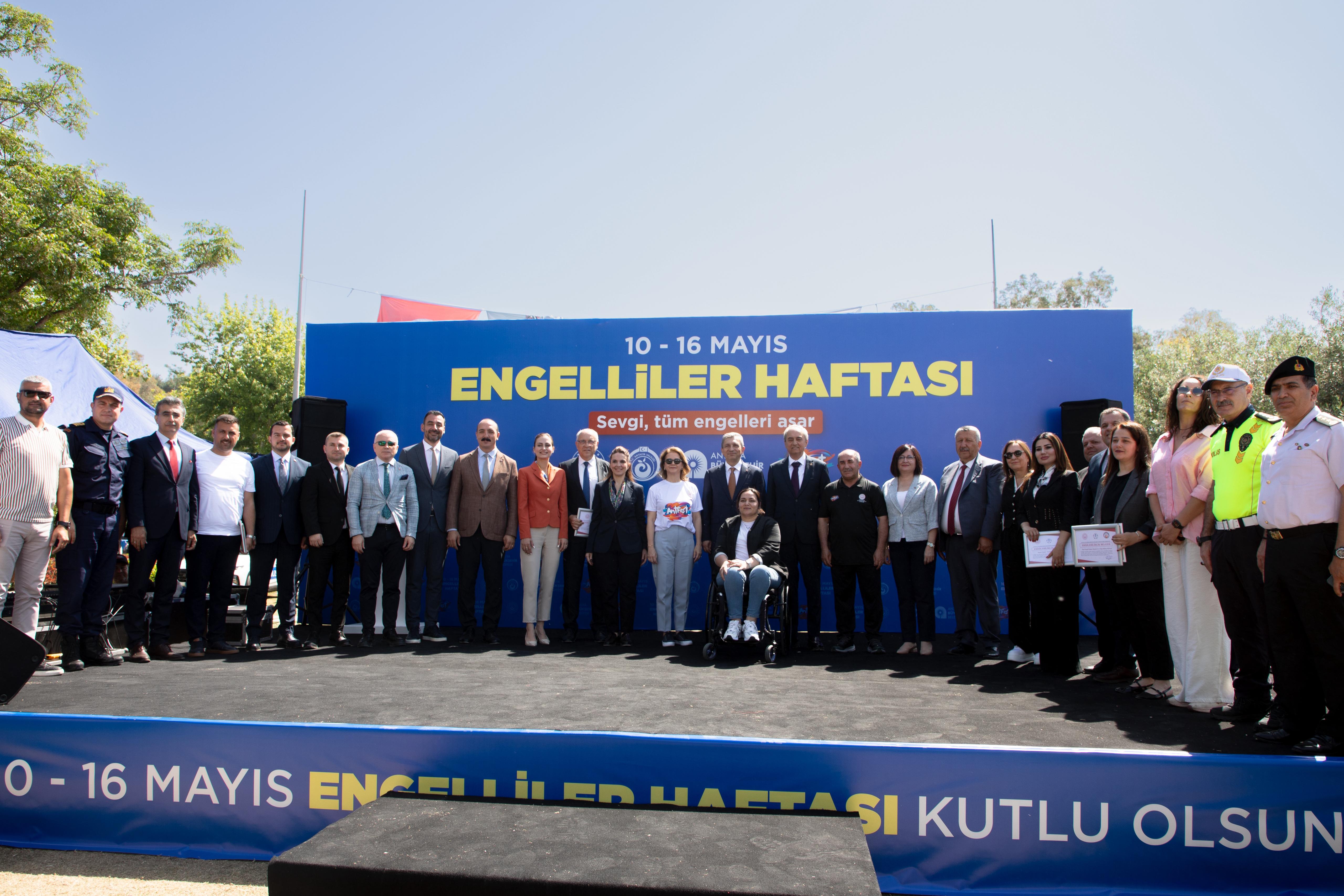 KORKUTELİ BELEDİYESİ’NE ENGELLİ ERİŞİMİNDE İLK BELGE
