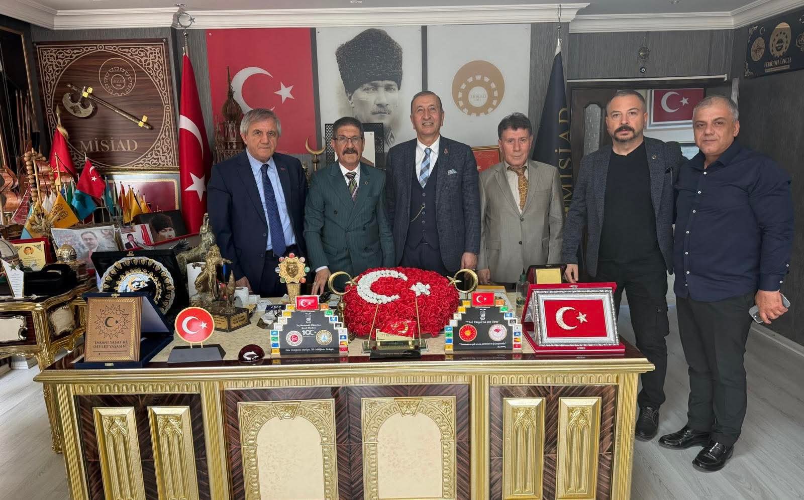 Bedri Yalçın ve Beraberindeki Heyetten Feridun Öncel’e Nezaket Ziyareti