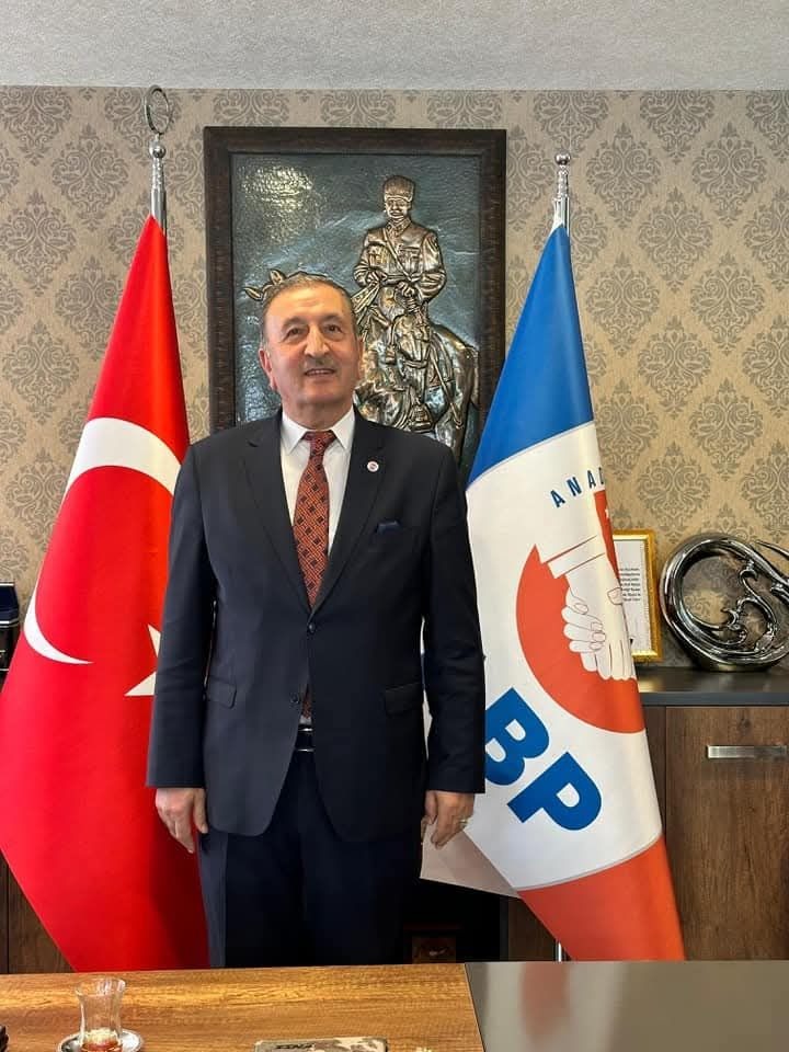 Anadolu Birliği Partisi Genel Başkanı Bedri Yalçın’dan Bayram Kutlaması