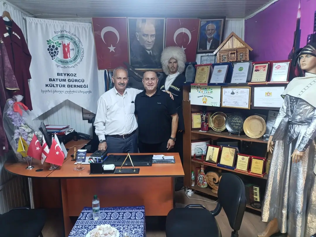 BATGİAD Başkanı Ayhan Dikme Bayram Ziyaretinde Beykoz Batum Havalisi Gürcü Kültür Derneği ile Bir Araya Geldi