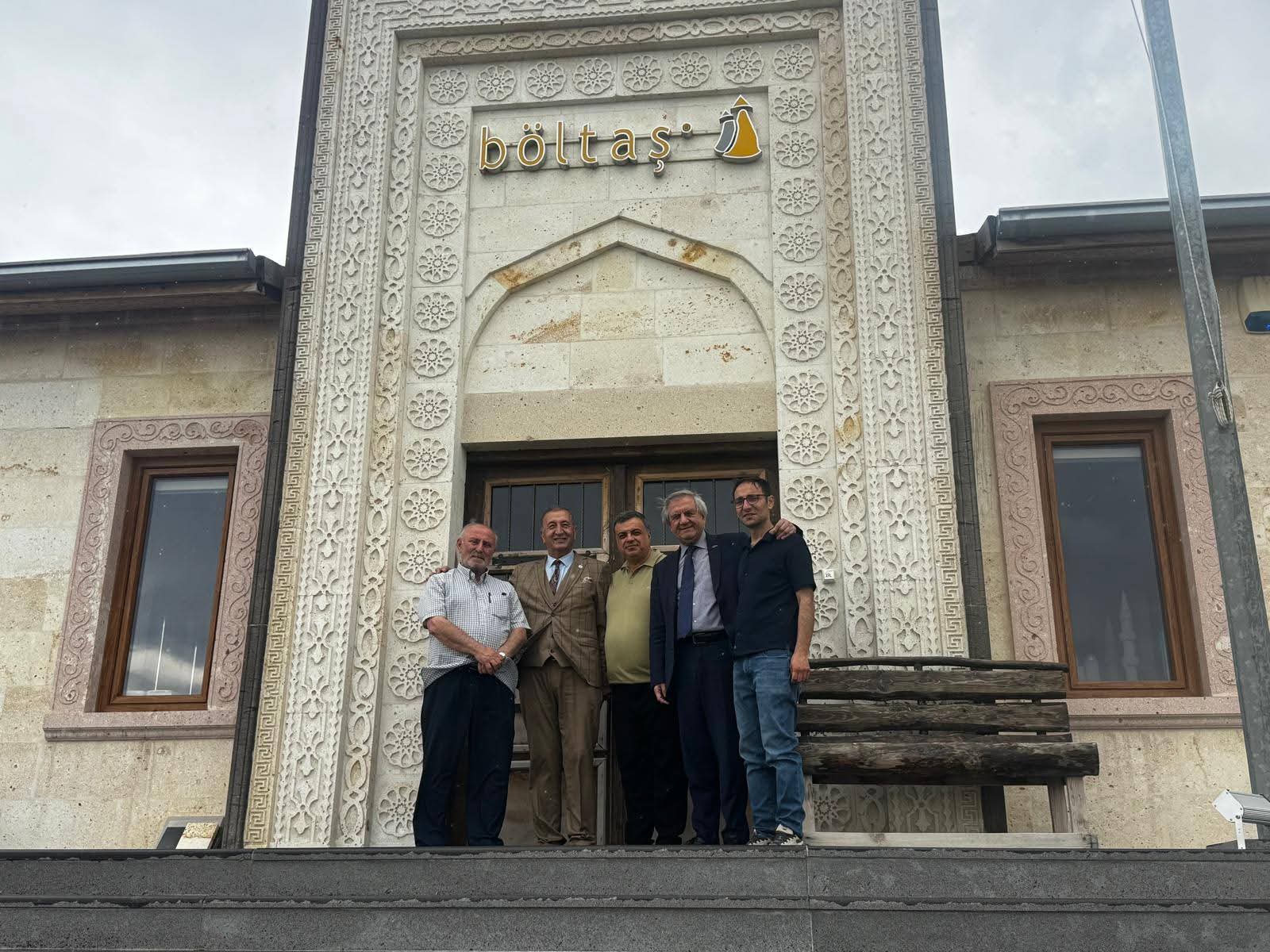 NEVŞEHİR DÜNYAYA AÇILIYOR: İŞLENMİŞ TAŞIN KÜRESEL MERKEZİ OLMA YOLUNDA