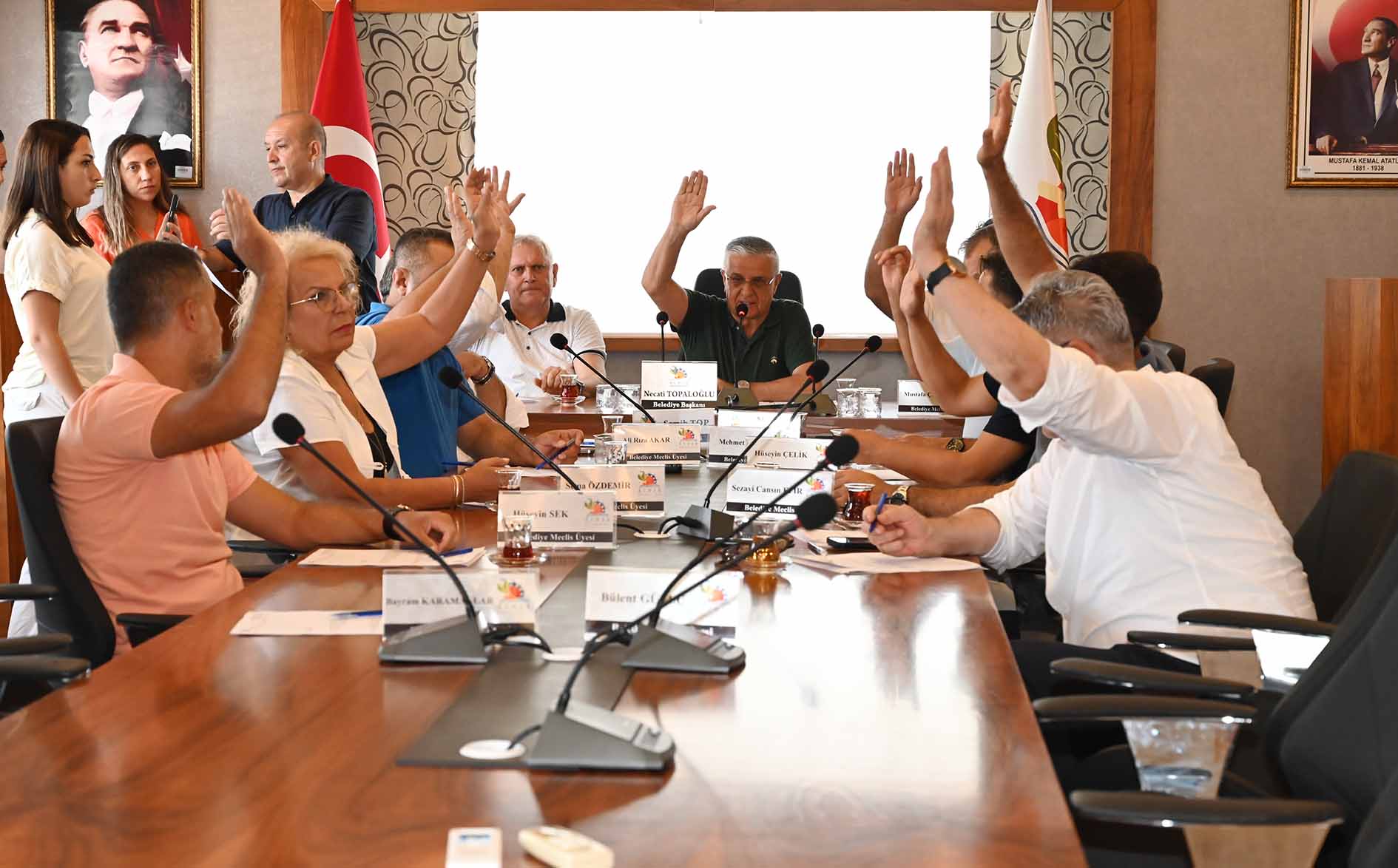 Kemer Belediyesi Ağustos ayı meclis toplantısı yapıldı